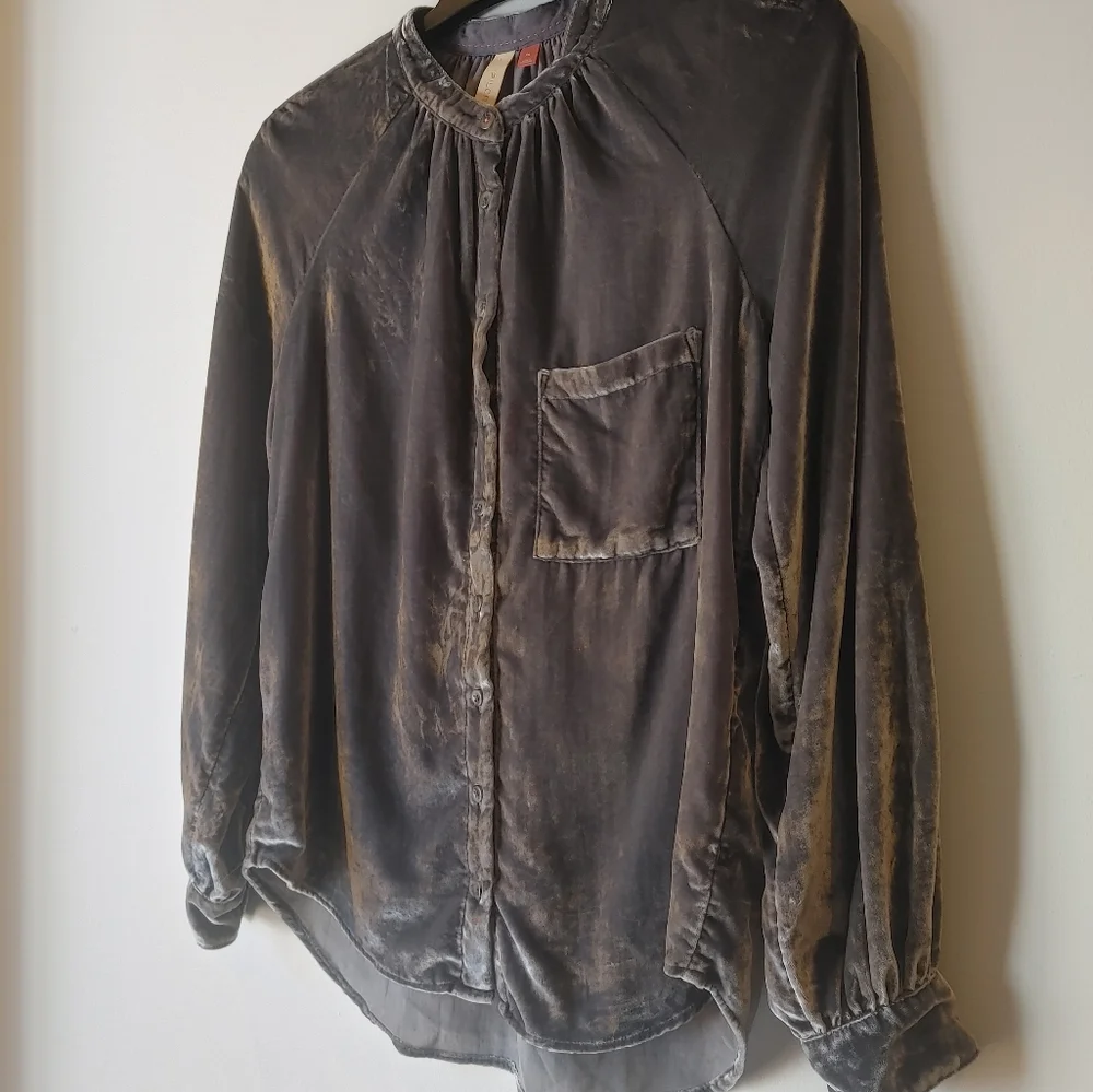 Pilcro Velvet Blouse Size XS - Picture 8 of 12